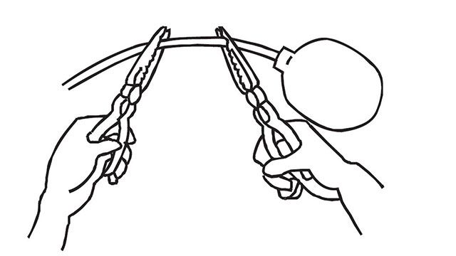 タンク内の水位を調節する | 修理 | お客様サポート | TOTO株式会社